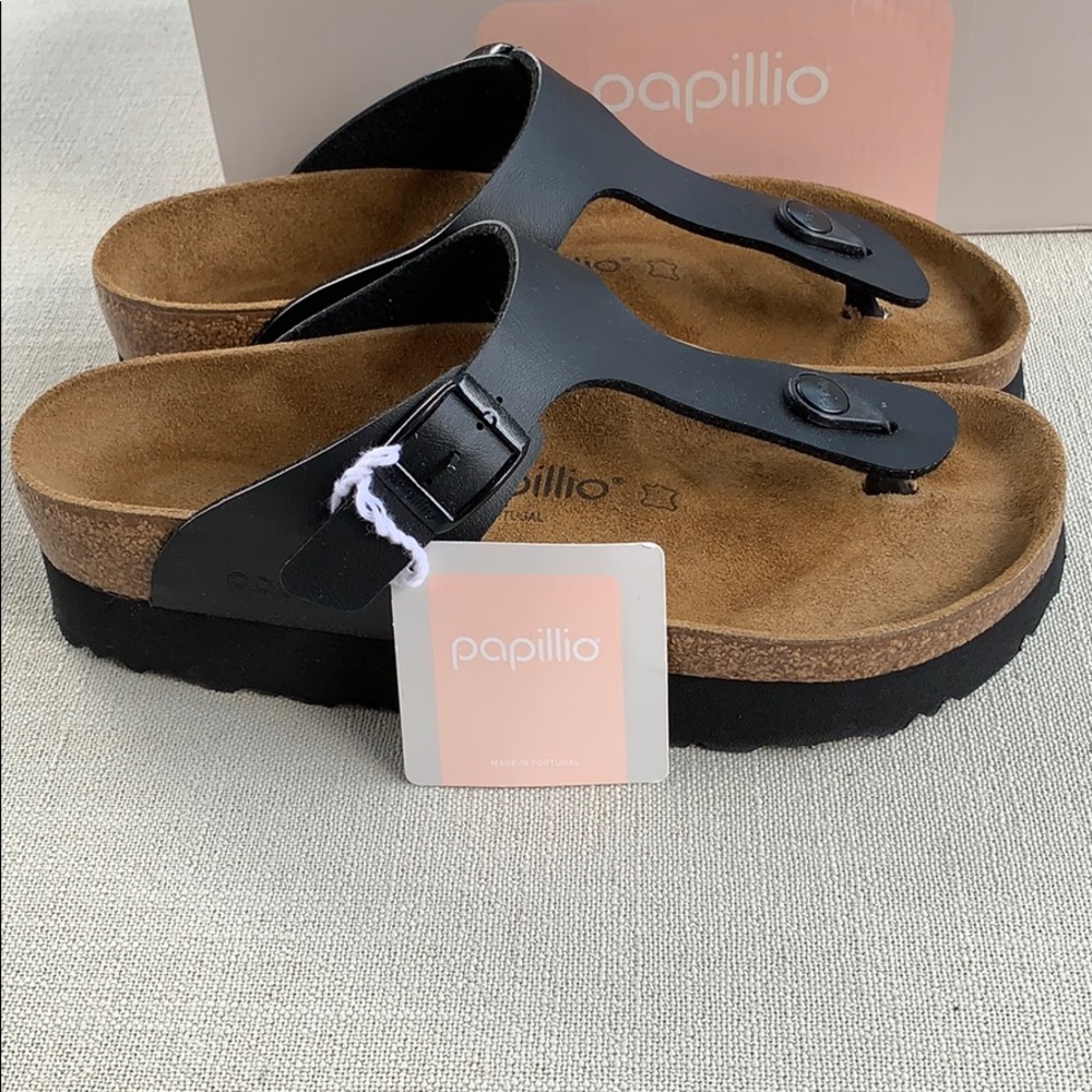 BIRKENSTOCK PAPILLIO Gizeh Platform Black Sandals